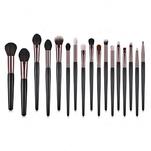 17Pcs Latest Design Wood Handle Makeup Brush Set