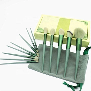 Private Label Makeup Brush Set Custom Foundation Fan Brush Eye Shadow Shaving Brush Flat Brush Smudge Brush Face Concealer