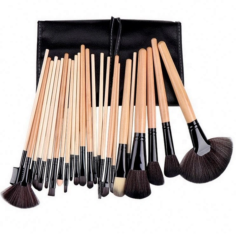 24piece Custom High Quality Professional Low MOQ Wooden Handle Makeup Brush Sets with Bag Foundation Fan Brush Synthetic Hair