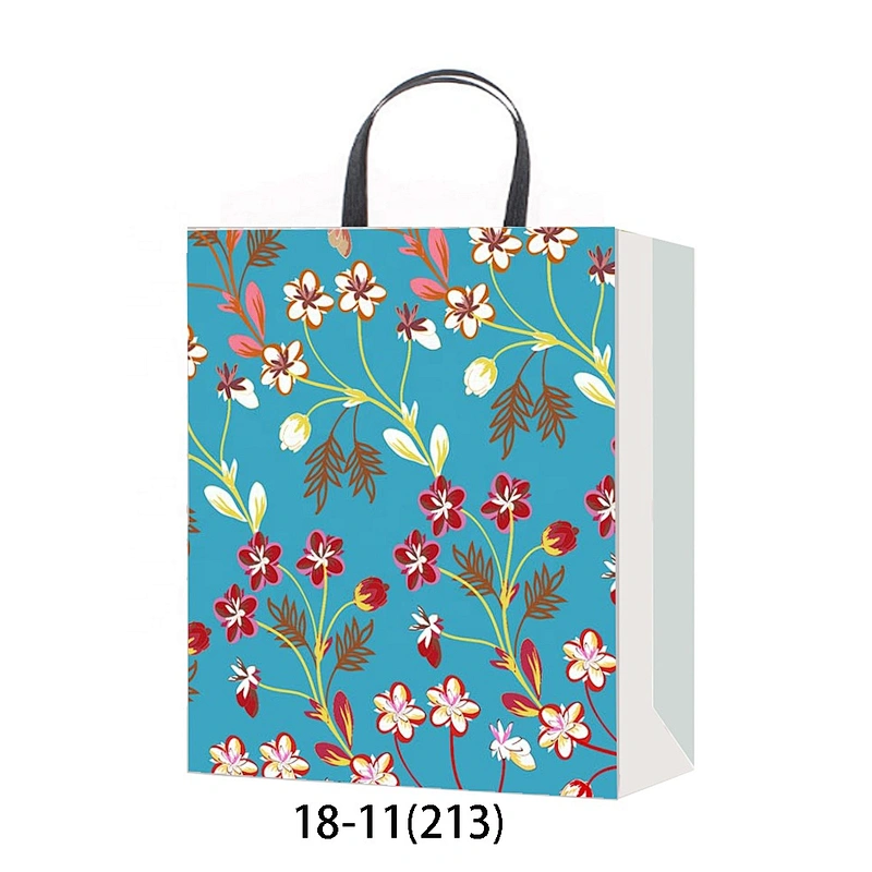 China manufacturing Customized Size packaging Bag Latest arrival Christmas gift bag Packaging