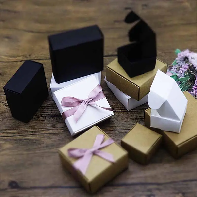 Surprise price paper boxes with kraft or black and white cardboard for gifts packaging