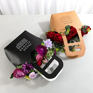 Surprise price hot sales kraft paper bags with hot stamping for packing flowers and other gifts