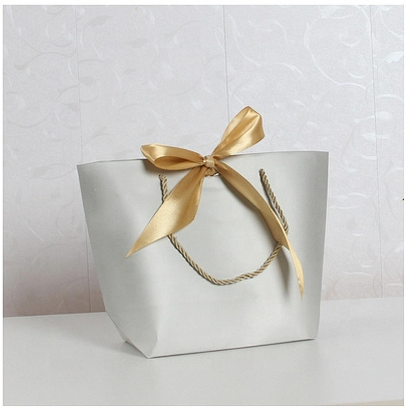 Ppaer Bags  Birthday gift bag competitive price Bear Gift Box paper Packaging