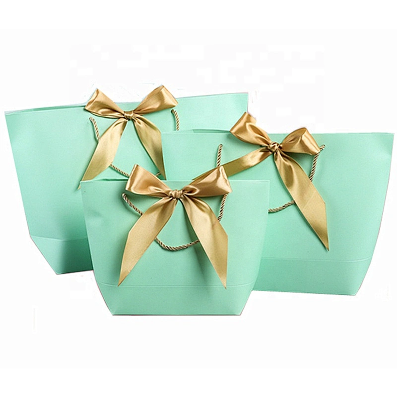 Ppaer Bags  Birthday gift bag competitive price Bear Gift Box paper Packaging