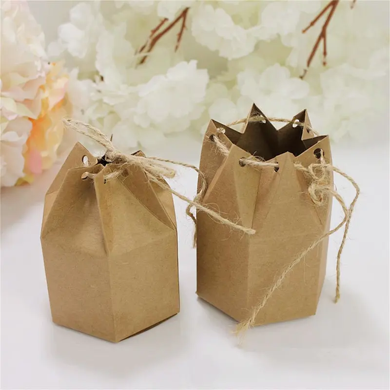 Hot sales foldable kraft paper box with hemp rope for packaging sweets and gifts