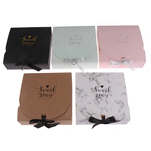 Surprise price and hot sales CMYK and hot stamping paper box for packing gifts