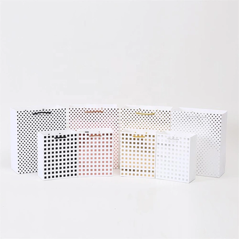 Hot Sell Factory latest Birthday gift bag competitive price Bear Gift Box paper Packaging