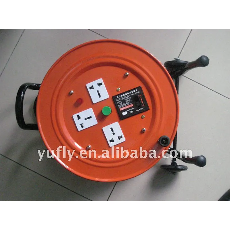 2017 UK standard with 4 sockets electric extension cable reel