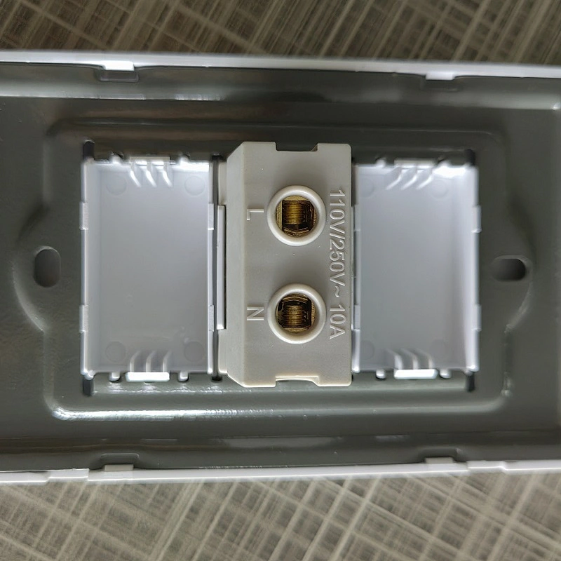 2-pin South America Standard White Color Wall Socket