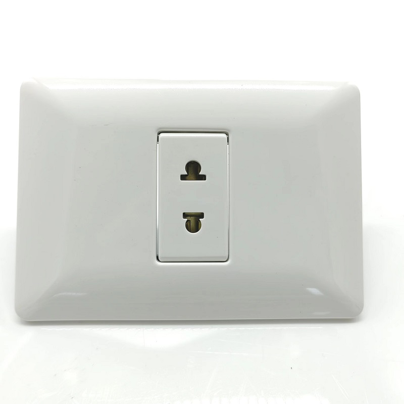 White Residential office 16A 127/277V South America Standard Socket