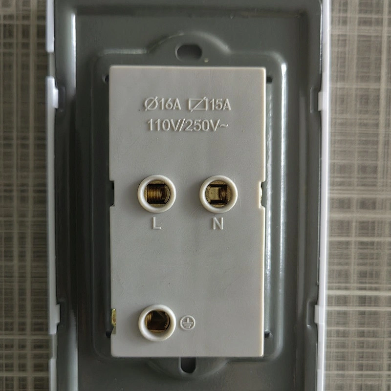 16A 3-pin *2 South America Standard 110/250V White Color Wall Socket