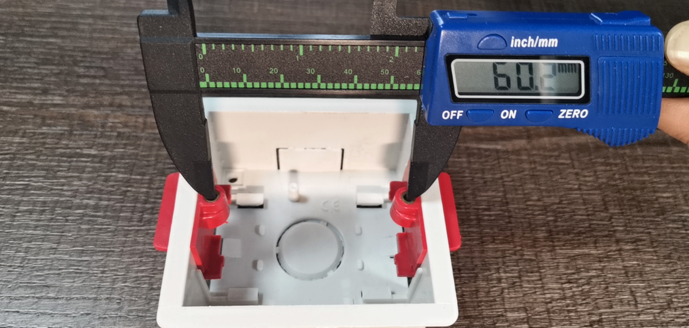 1gang 47mm dry lining box