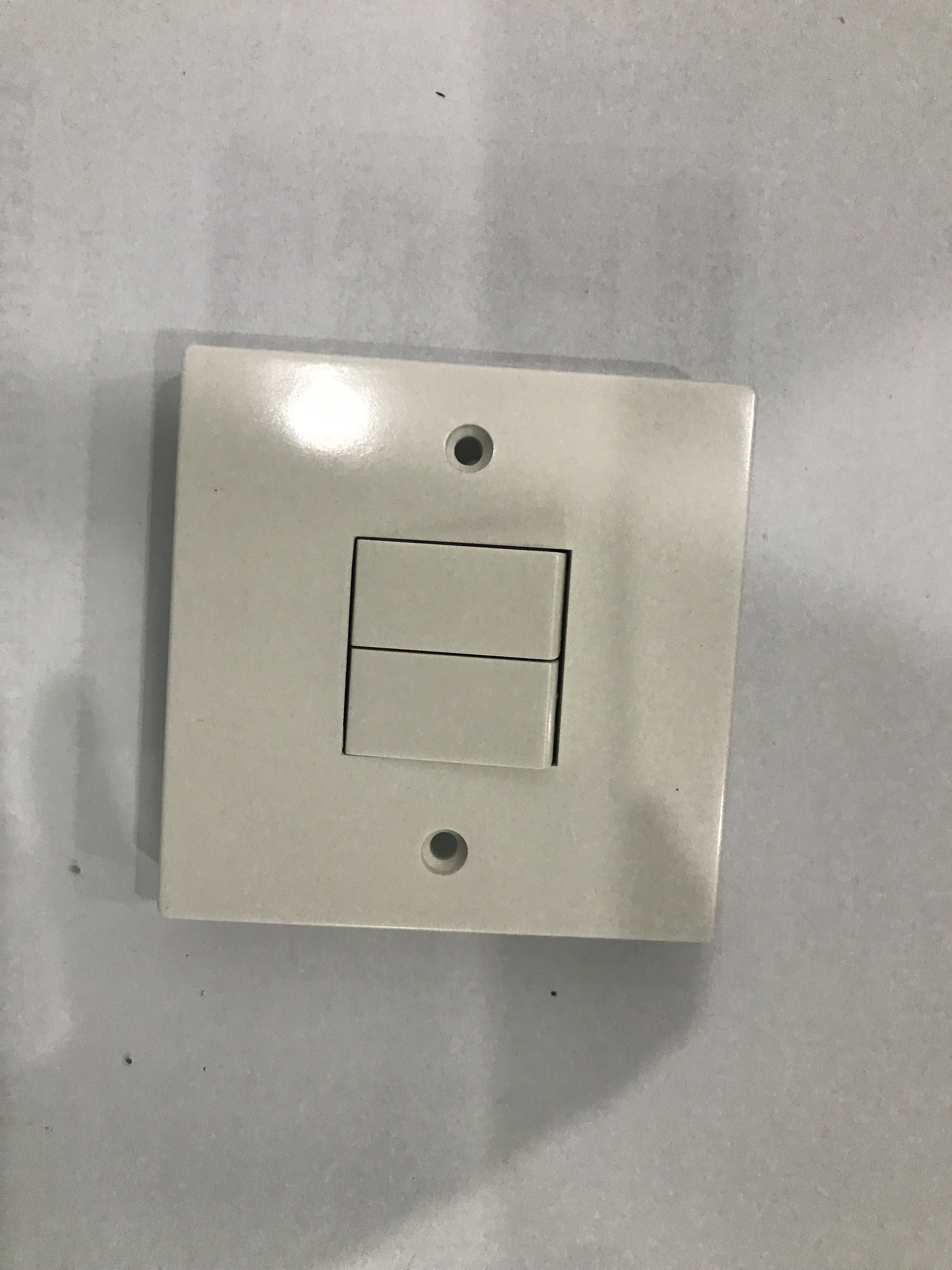 2 gang 2 way plate switch