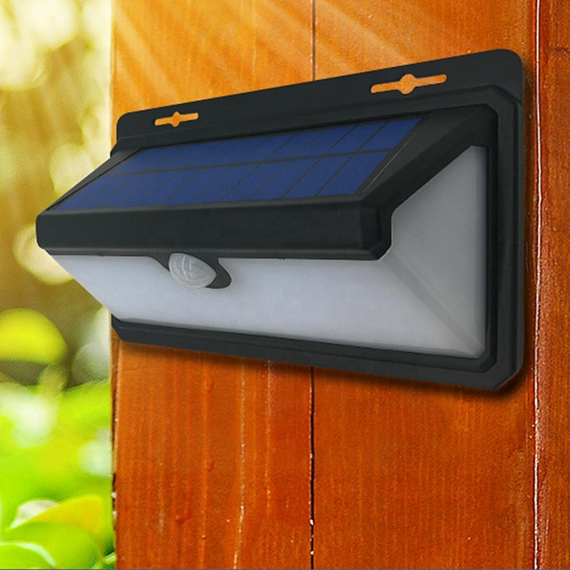 Solar Trilaterally Emitting 158LED Flame Style Security waterproof outdoor led solar powered garden lamp