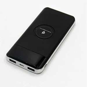 Digital LED Display 8000mAh Wireless Charger Power Bank