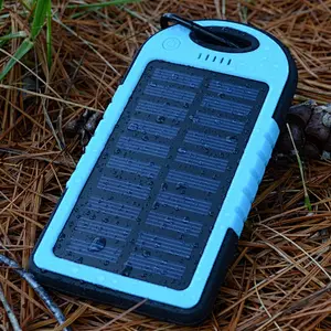 Wholesale Waterproof carabiner portable dual usb fast charging solar power banks
