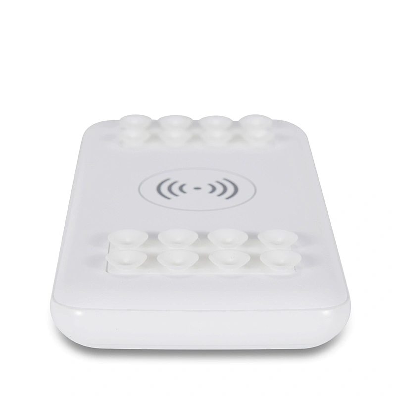 2019 new products OEM  portable wireless charger Qi Type-C power bank wireless portable suction cup powerbank