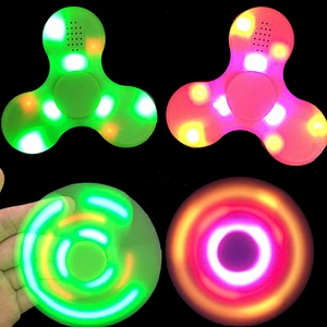Super Anti Pressure Toys LED Bearing Spinner Finger Wireless Speaker