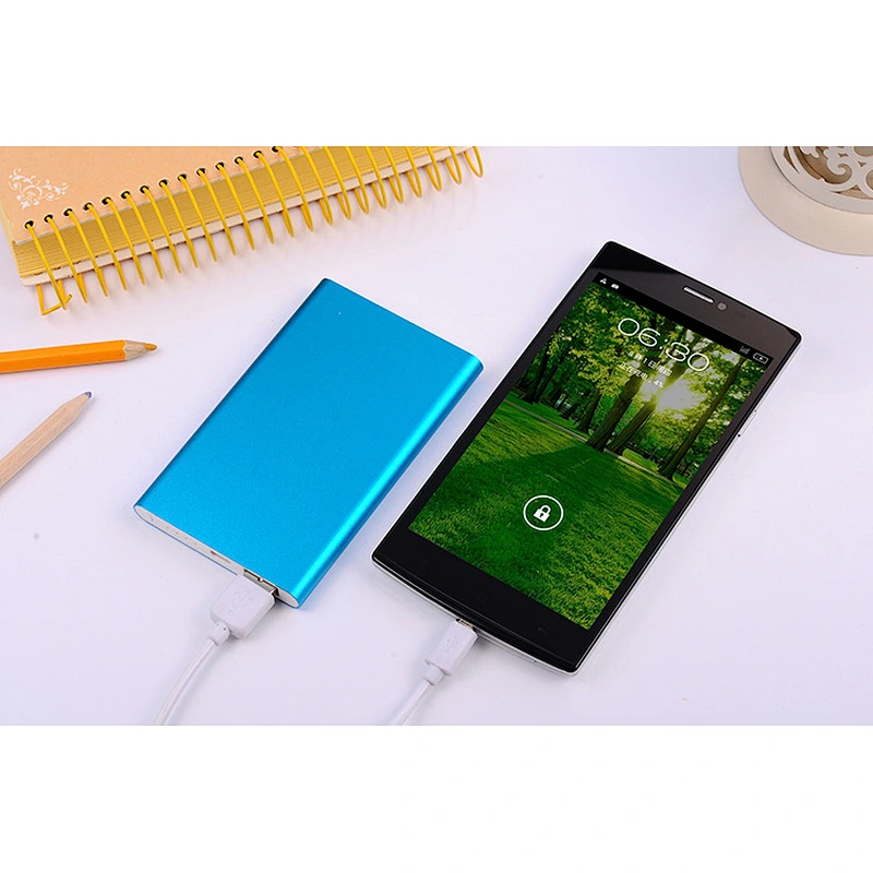 Ultra thin battery charger slim creid card portable charger 4000mah usb Aluminum power bank