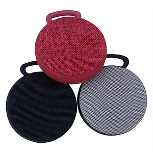 OEM FM handsfree music player subwoofer keychain round fabric speaker wireless