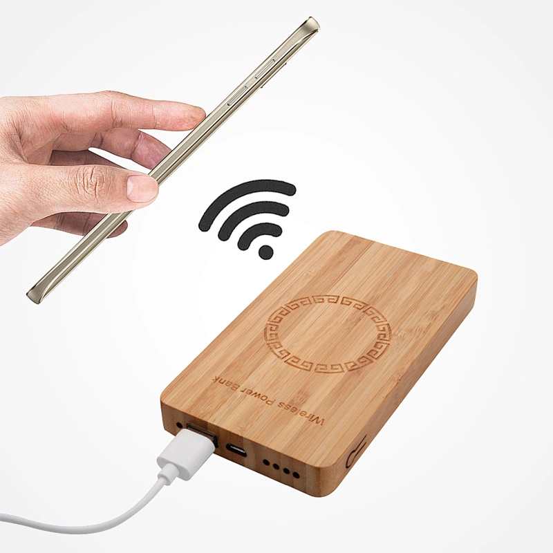 OEM Power Bank Fast Charger QI Wireless Charger