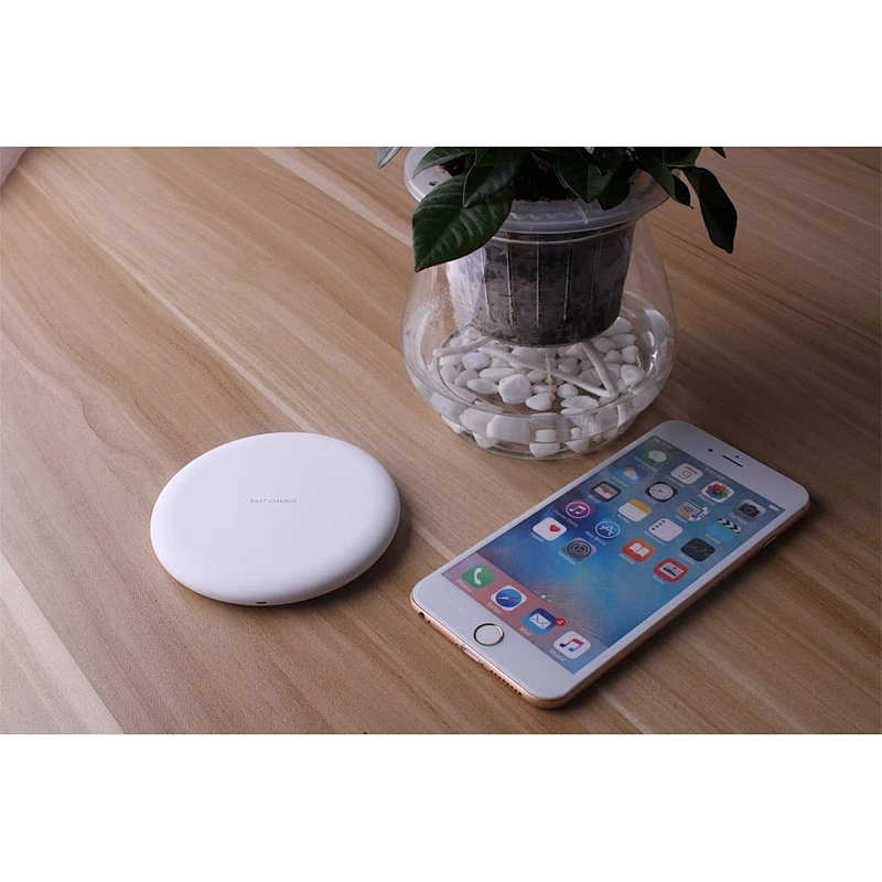 OEM Cellphone Fast Charger Round Ultra Thin QI Wireless Charger Power Banks