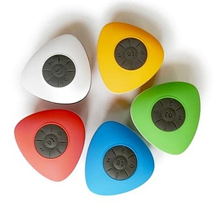 mobilephone suction cup hands free mic waterproof wireless speaker