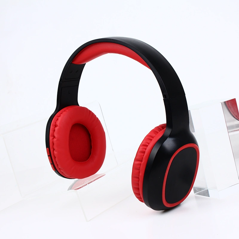 Popular Gaming Headphone Wireless Good Sound Gamer Headset with Mic LED light for Computer PC Gamers