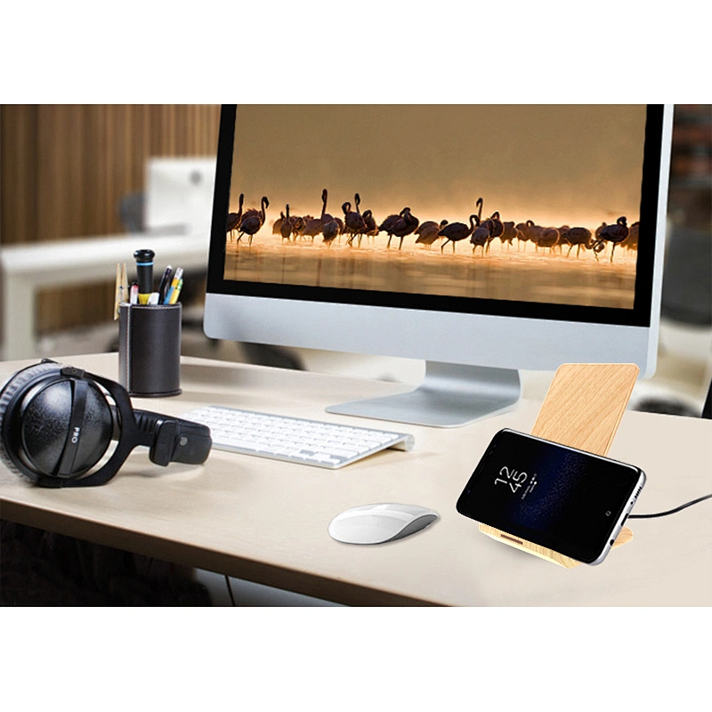Stand Universal Fast Charger Phone Holder USB Charger QI Desktop Wireless Charger