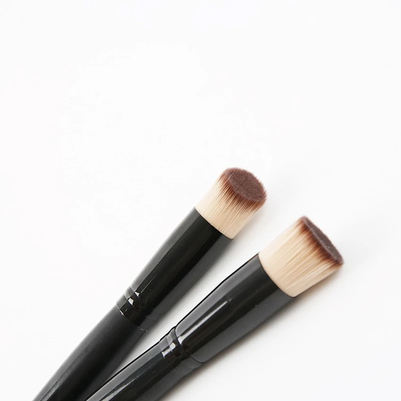 Professional Foundation Makeup Brush for Liquid, Cream, and Powder