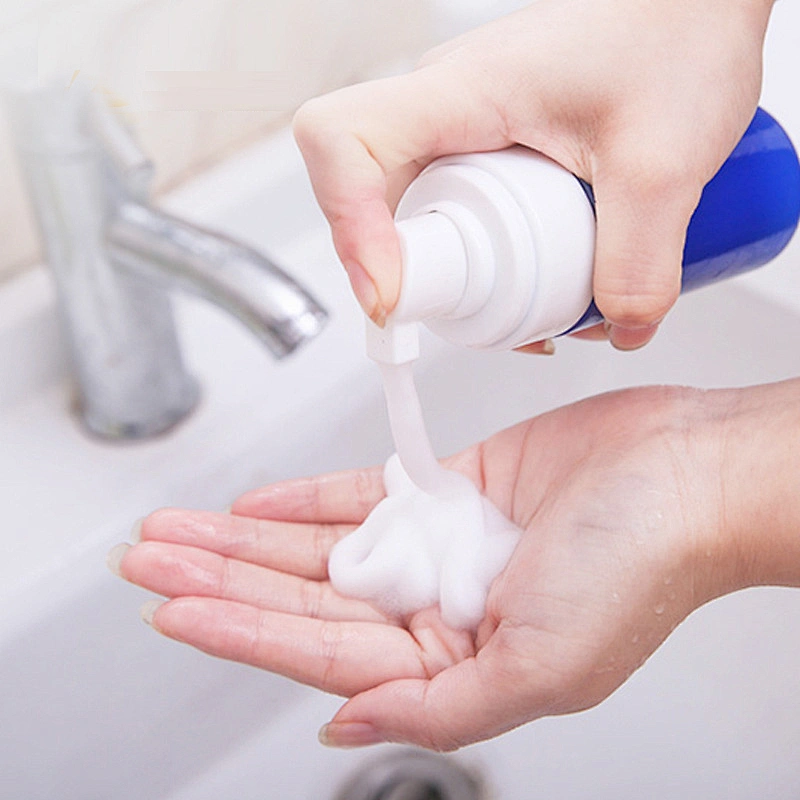 Eco Friendly Empty Plastic Small 80Ml Round White Flat Shoulder Fine Mist Bottle With Pump Spray Cap Lids Packaging Of Cosmetics