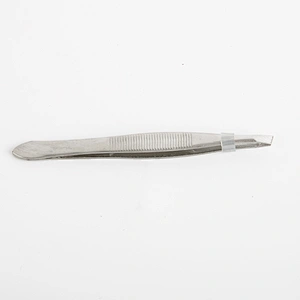 Wholesale stainless steel eyebrow tweezers customized color slanted tweezers