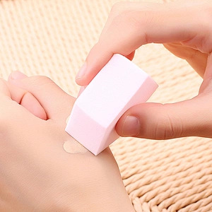 Wholesale 2021 Hot Selling 6 Pcs/set Little House Shape Makeup Sponge Puff Set with Logo
