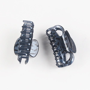 2021 Hot Sale Classic  Fashion Hair Accessaries Big Banana Acrylic Leopard Print Hair Claw Clips