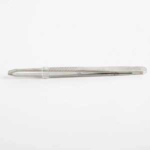 Wholesale Low MOQ Quality Customized Color Stainless Steel Eyelash Tweezers Eyebrow Tweezers