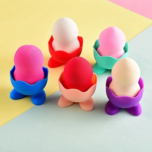 Wholesale 2021 New Hot Sale Cute Design Premium Quality Plastic Beauty Sponge Blender Container