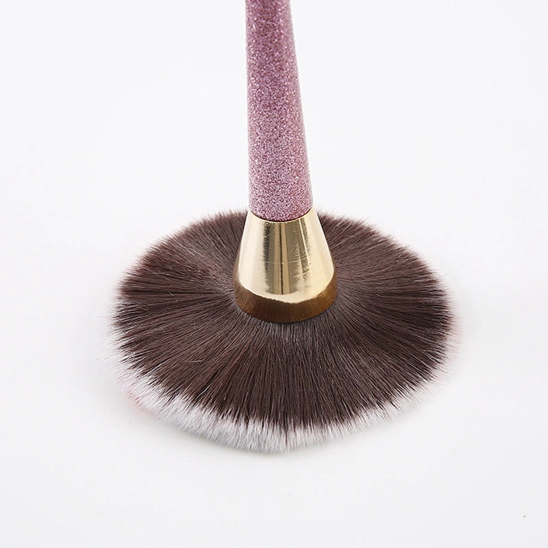 Soft Synthetic brushes for Applying Blusher, Buffing Powder
