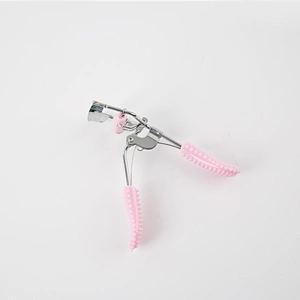 Wholesale Professional Make up tool Mini Custom Pink Eyelash Curler For Woman and Girls