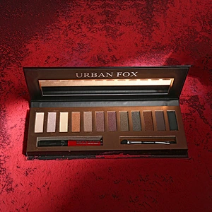 High Quality Private Label 12 Color Custom Eyeshadow Palette Eye Shadow Makeup