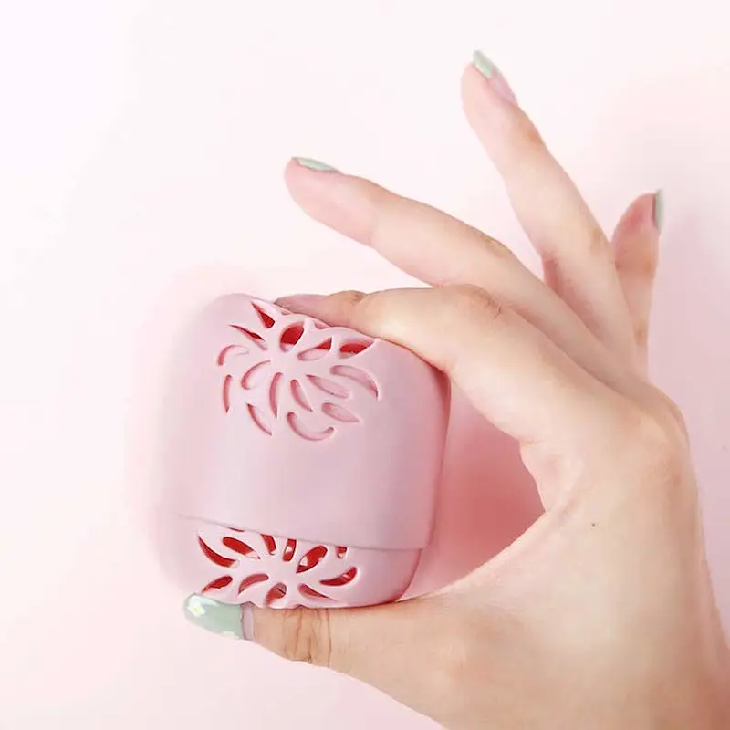 Silicon makeup sponge holder