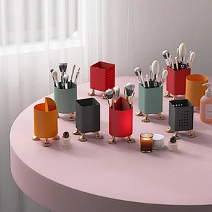 Cosmetic brush storage