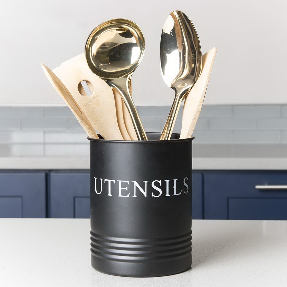black utensil holder