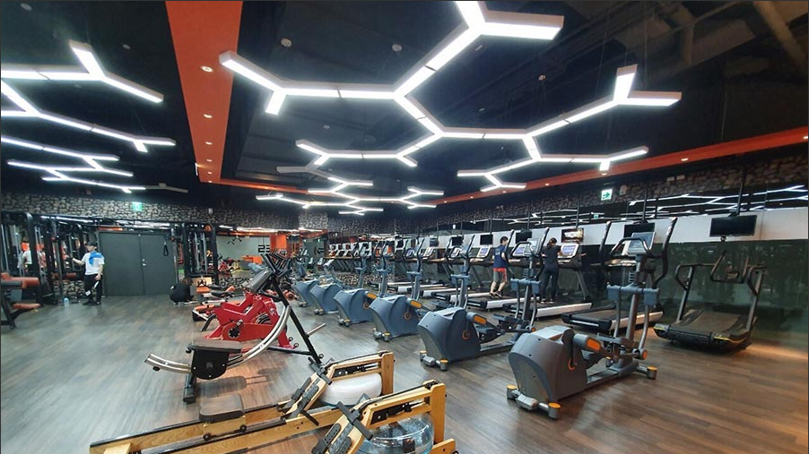 How much does it cost to open a small gym?