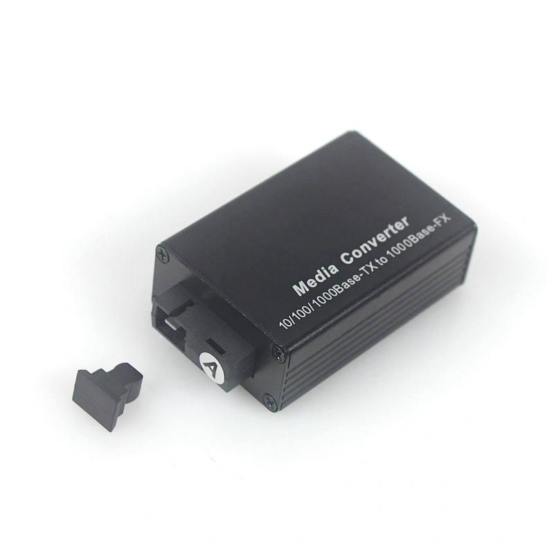 China Mini 10/100/1000M SC Single Fiber 1310/1550nm Media Converter