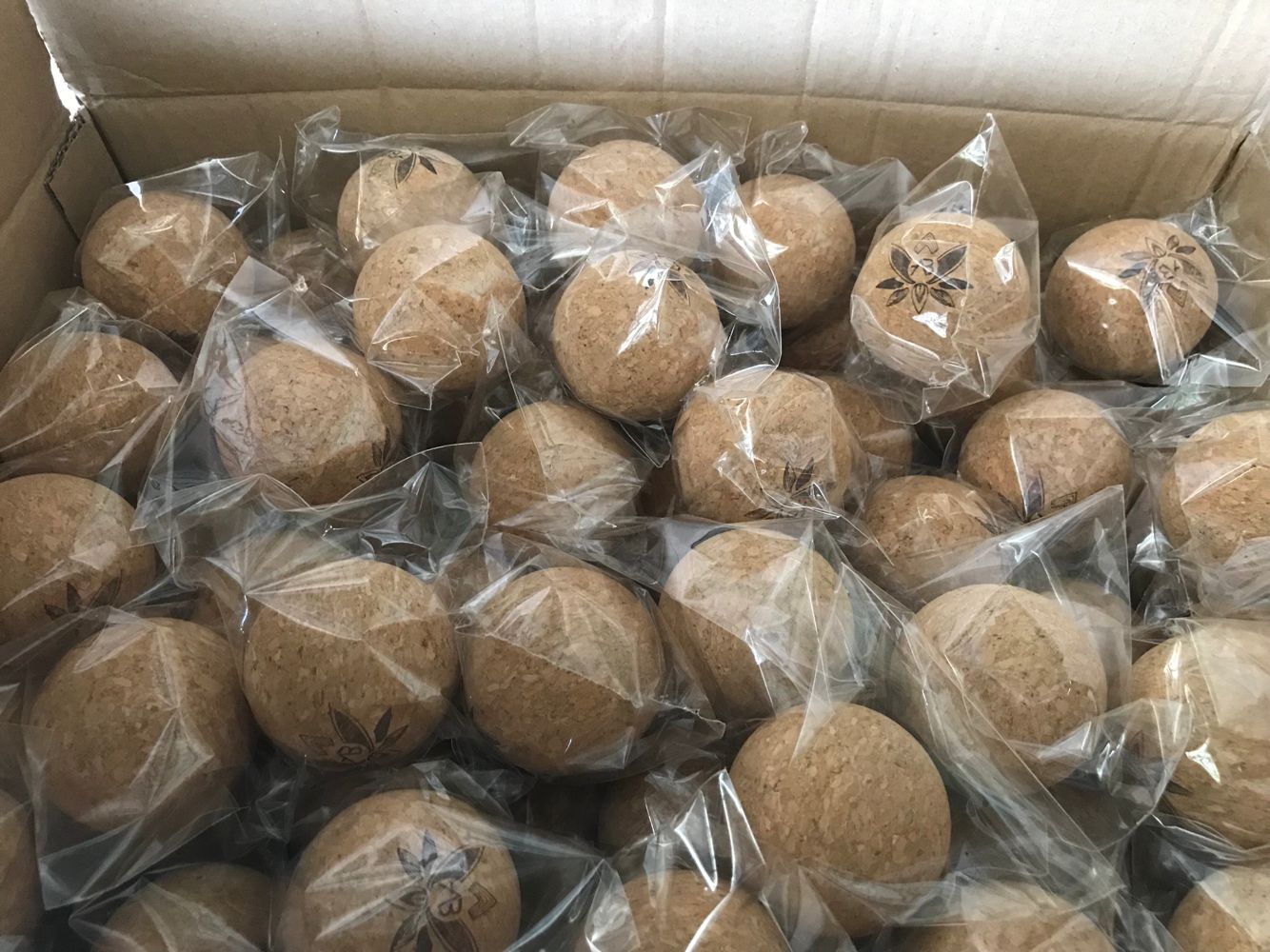 wholesale cork balls 