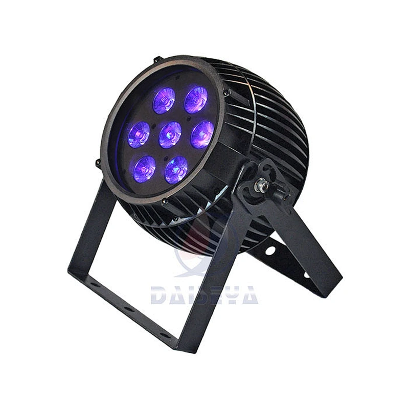 Outdoor rechargeable wireless par can light with flight case