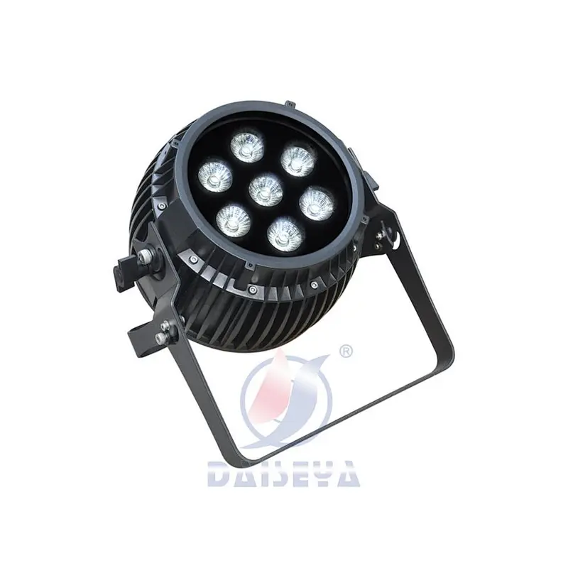 Guangzhou outdoor top-rated RGBAWUV 6IN1 Rechargeable battery plus par led light