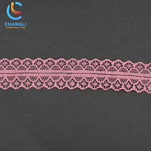Symmetrical lace