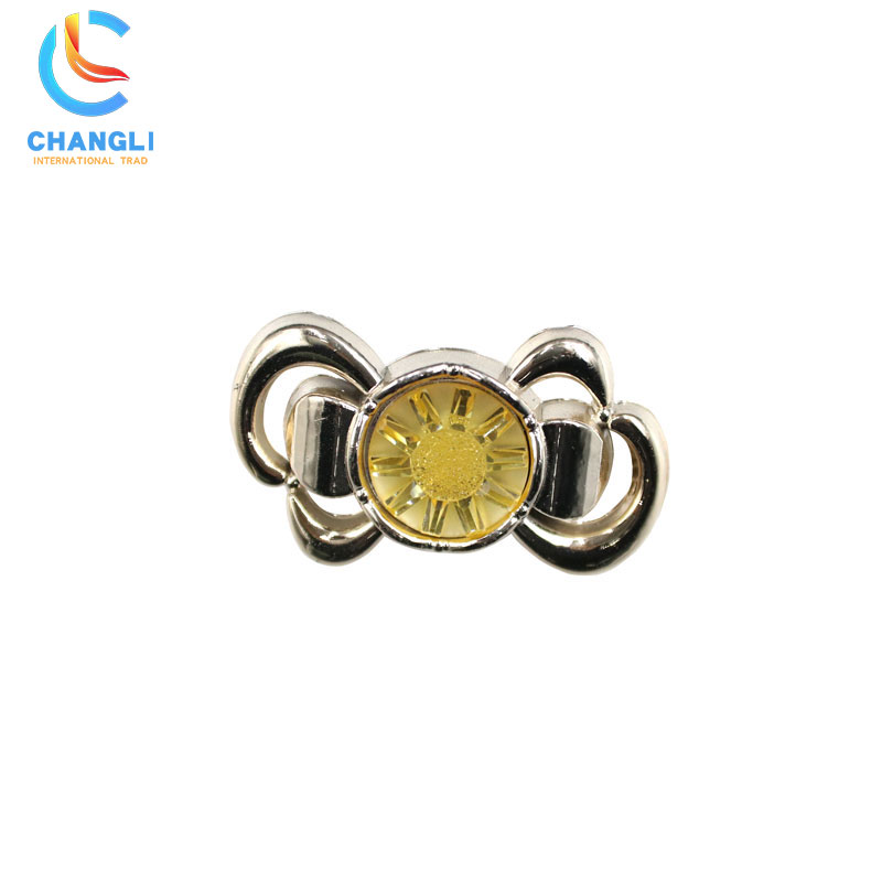 Shoe button (63)