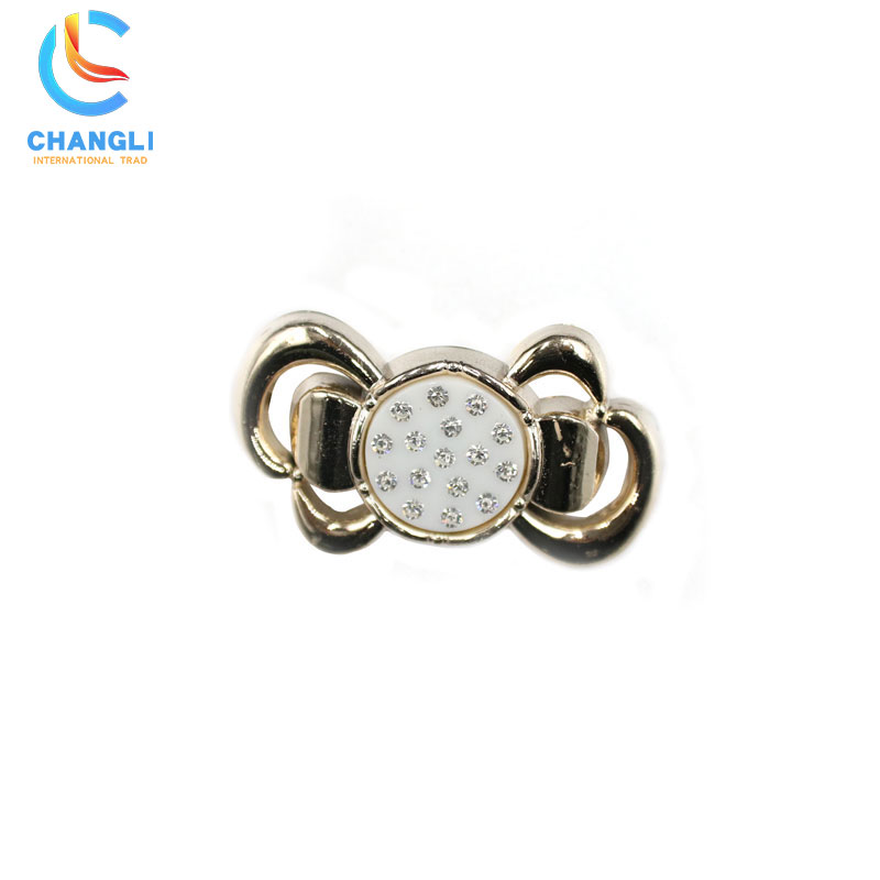 Shoe button (68)